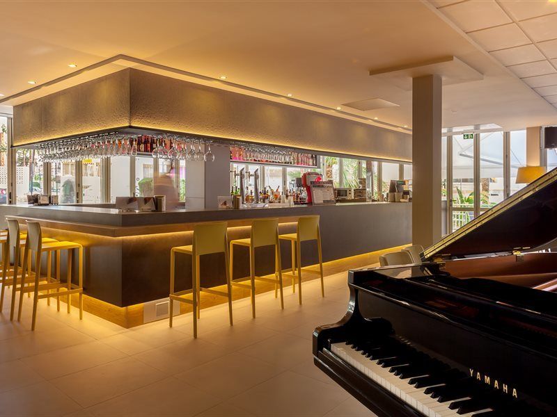 Rh Princesa & 4* Sup Hotel Benidorm